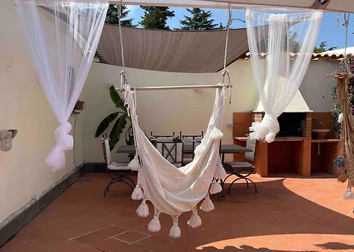 Luxury With Swimming Pool In