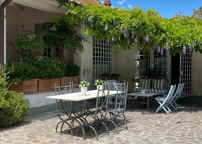 Luxury With Swimming Pool In Pousada