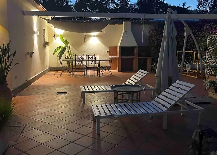 Luxury With Swimming Pool In Roma
